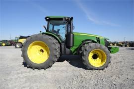 2011 JOHN DEERE 8310R