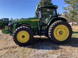 2022 JOHN DEERE 8R 370