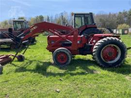 CASE IH 585