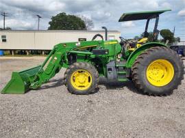 2015 JOHN DEERE 5085M