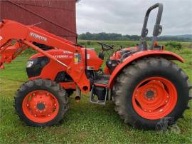 KUBOTA M7060HD