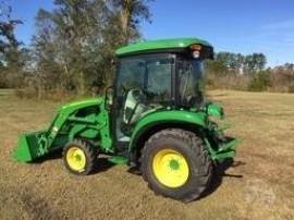 2023 JOHN DEERE 3046R