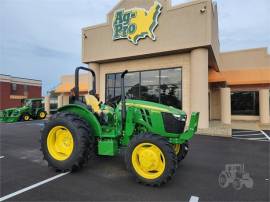 2022 JOHN DEERE 5045E