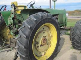 JOHN DEERE 4010