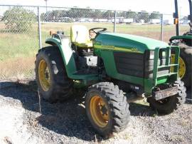 2009 JOHN DEERE 4710