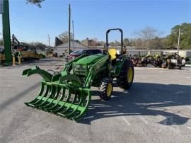 2022 JOHN DEERE 4044R