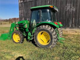 JOHN DEERE 5075E