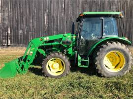 JOHN DEERE 5075E