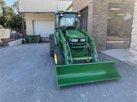 2022 JOHN DEERE 4052R