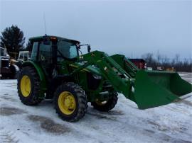 2015 JOHN DEERE 5085M