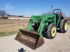 JOHN DEERE 5300