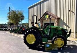 2022 JOHN DEERE 5075E