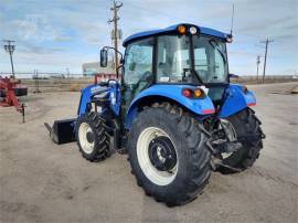 2017 NEW HOLLAND T4.75