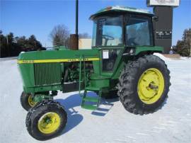 1975 JOHN DEERE 4030