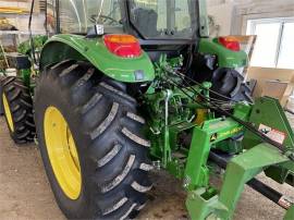 2016 JOHN DEERE 5085M