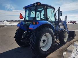 2017 NEW HOLLAND T4.75