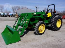 2016 JOHN DEERE 5075E