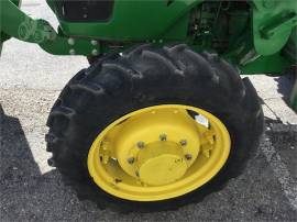 2017 JOHN DEERE 5055E