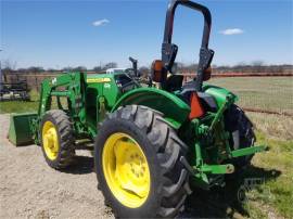 JOHN DEERE 5055E