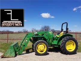 JOHN DEERE 5055E