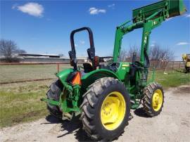 JOHN DEERE 5055E