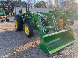 2022 JOHN DEERE 5075E