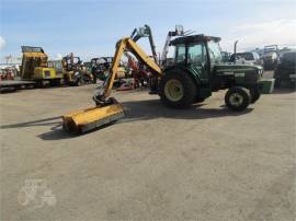 JOHN DEERE 5520