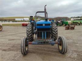 NEW HOLLAND 3010