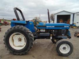 NEW HOLLAND 3010