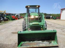 2015 JOHN DEERE 5085E