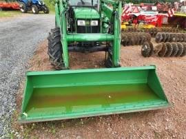 2004 JOHN DEERE 5320