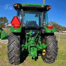 2022 JOHN DEERE 5090E