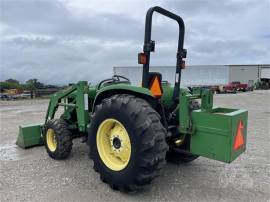 JOHN DEERE 4700