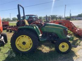 JOHN DEERE 4520