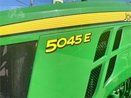 2021 JOHN DEERE 5045E