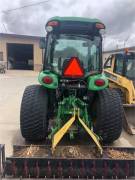 2016 JOHN DEERE 4052R