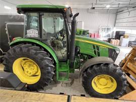 2018 JOHN DEERE 5090M