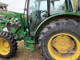 2018 JOHN DEERE 5055E