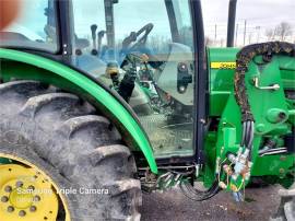 JOHN DEERE 5083E