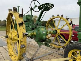 1935 JOHN DEERE B