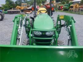 2009 JOHN DEERE 2320