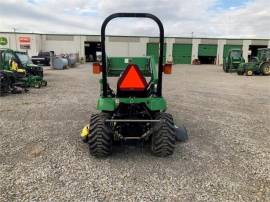 2004 JOHN DEERE 2210