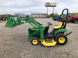 2004 JOHN DEERE 2210