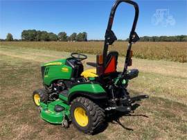 2017 JOHN DEERE 1025R