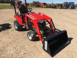 2022 MASSEY FERGUSON GC1725M