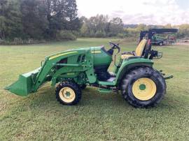 2014 JOHN DEERE 3033R