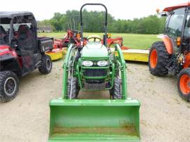 2010 JOHN DEERE 2320