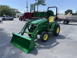 2022 JOHN DEERE 3033R