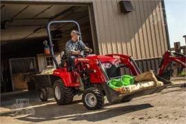 2021 MASSEY FERGUSON GC1723E