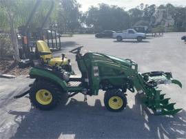 2022 JOHN DEERE 1025R